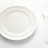 【ハワイビジネス情報館】ハワイから始まる“脱プラ”の動き ― プラスチック製食器の禁止が検討中！