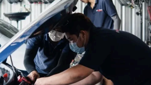 319 ホノルルで即戦力の実業を手に入れる高収益・ハイボリュームな自動車修理工場2 拠点セット M&A 案件