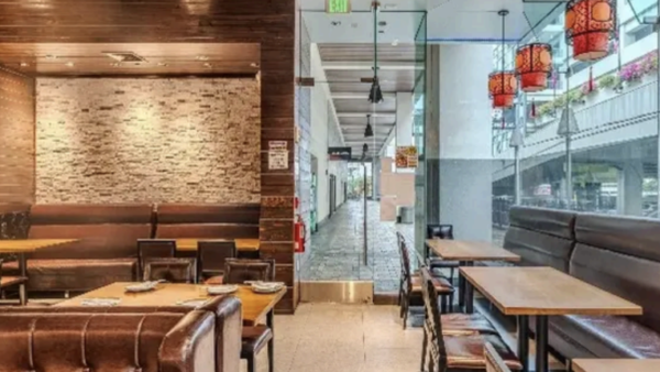 335 アラモアナ至近・高トラフィック立地本格四川料理レストラン M&A 案件