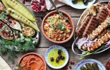 341 マウイ島サウスサイドの人気ロケーション高収益・地中海系フードトラック事業 M&A 案件